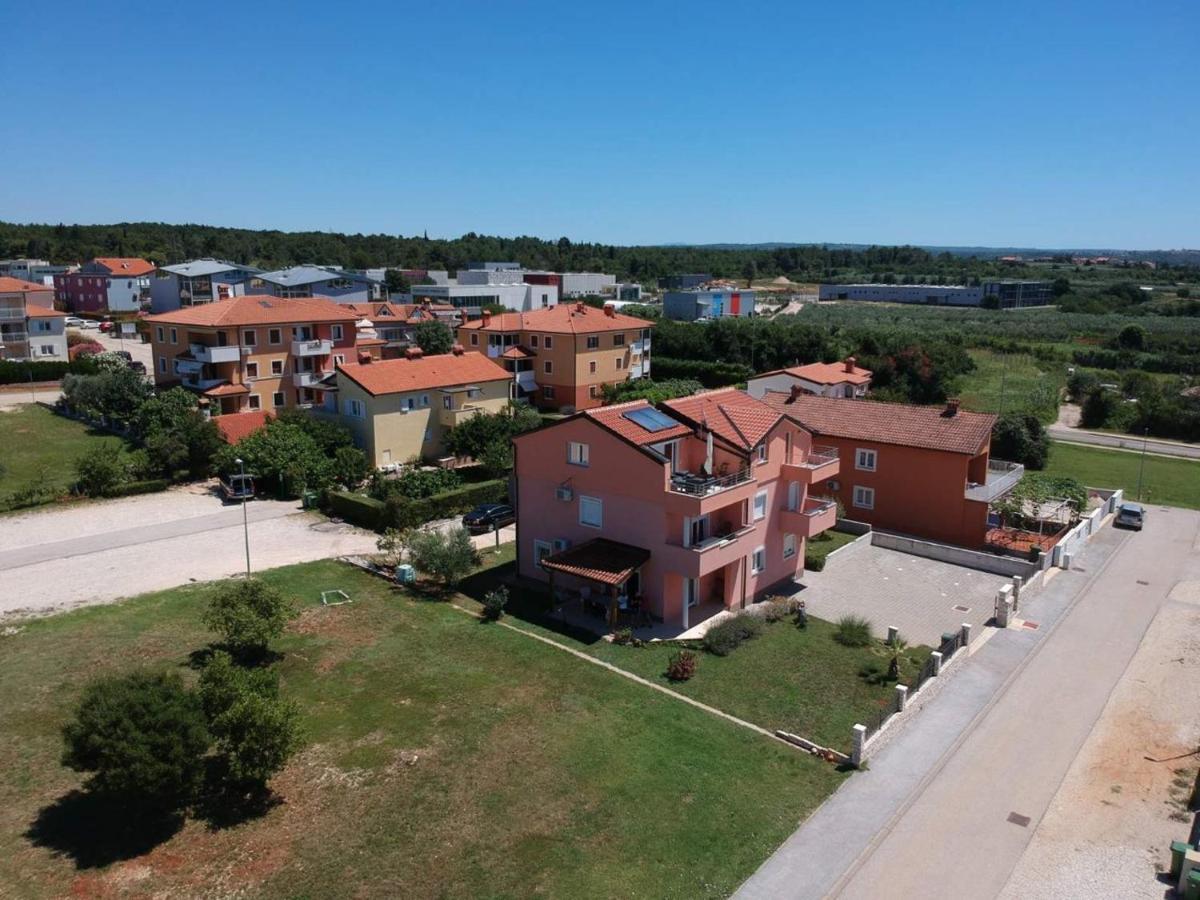 Guest House Gloria Novigrad Istria 外观 照片
